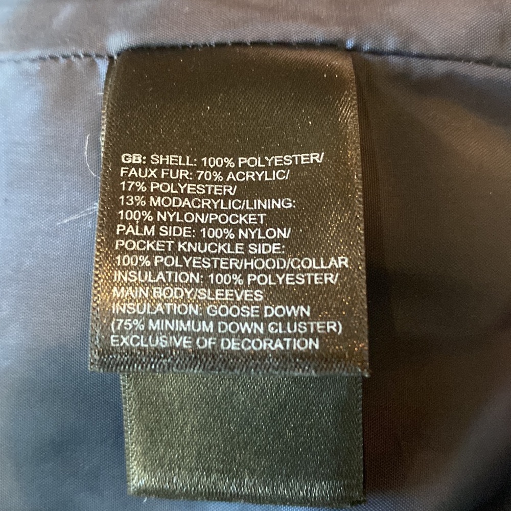 Navy female north face coat - Picture 7 of 7